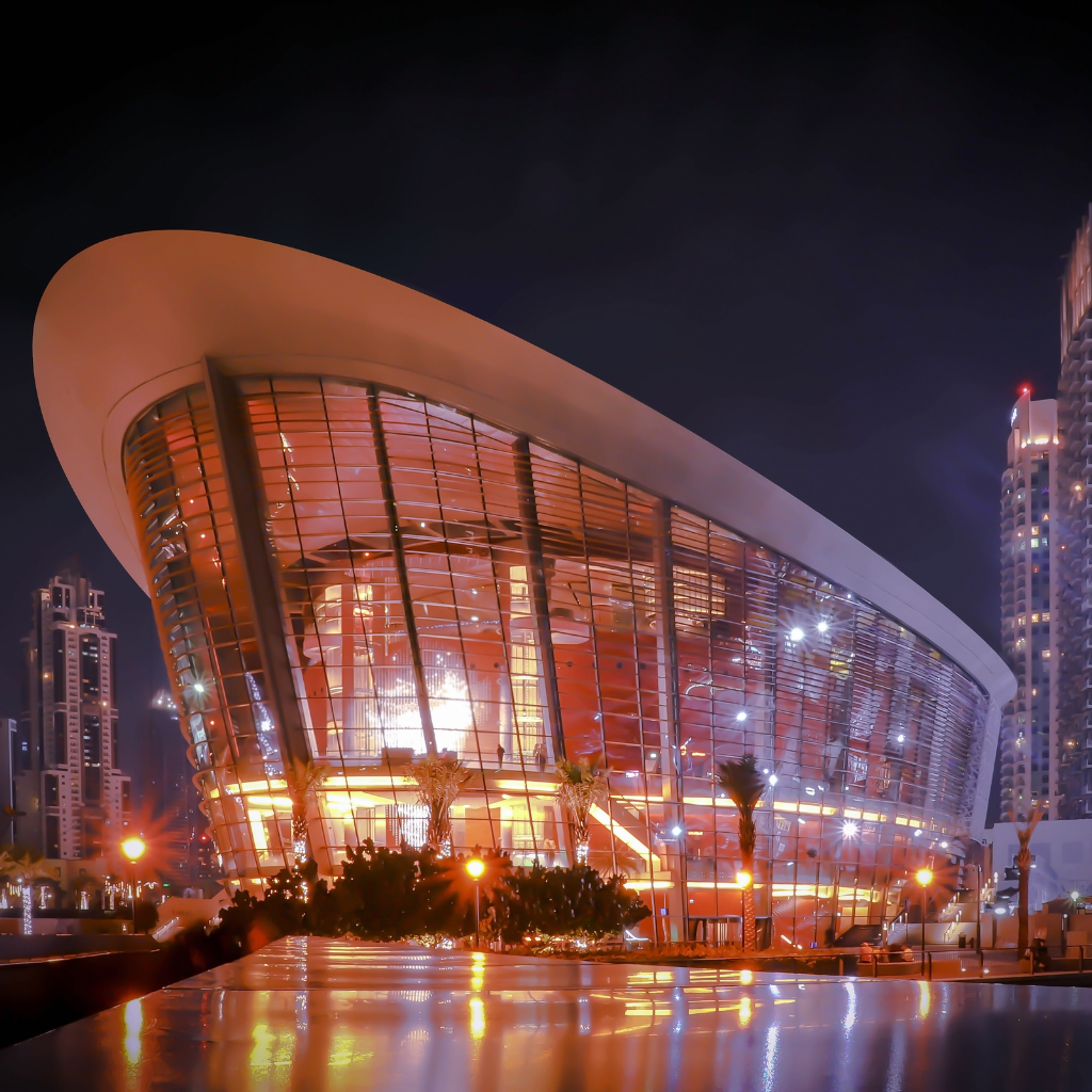 The Dubai Opera: A Cultural Extravaganza